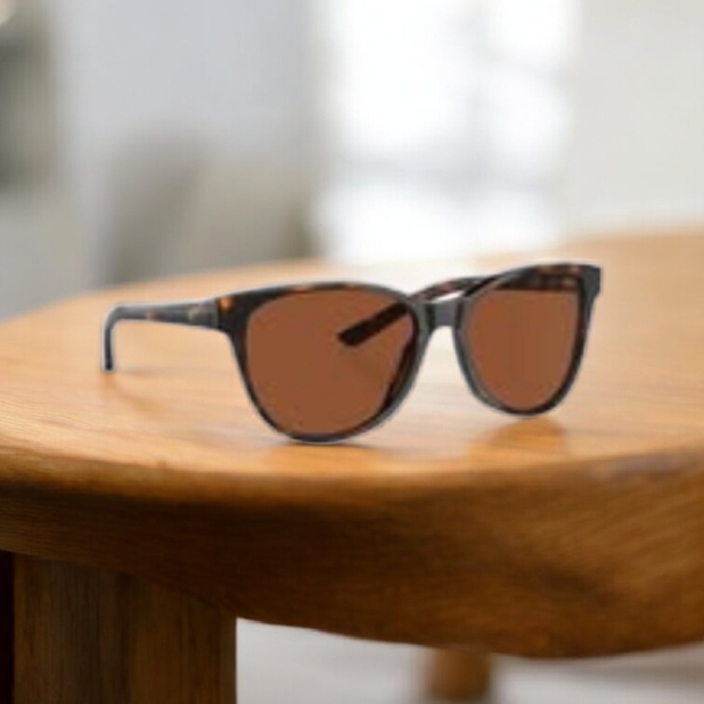 Costa Del Mar Women's Catherine Sunglasses -Tortoise/Copper Polarized